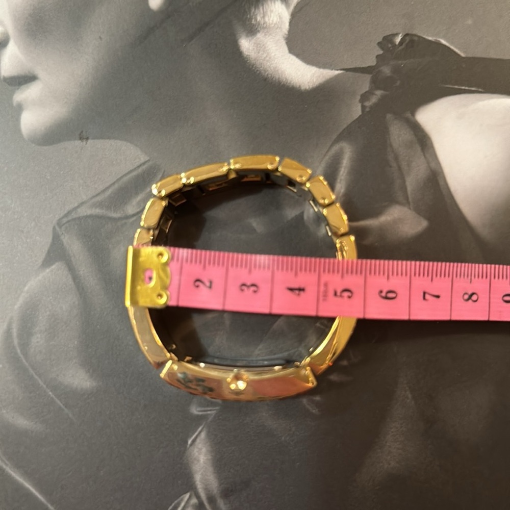 Dkny Watch. - image 7